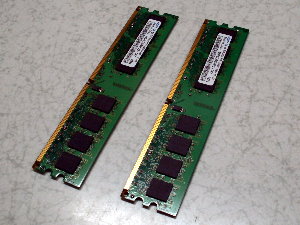サムスンメモリDDR2PC6400の２GBが２枚