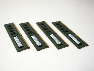 Samsung DDR3 SDRAM PC3-10600 2GB